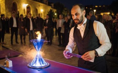 Comment le magicien grenoble peut transformer votre soirée en un événement inoubliable